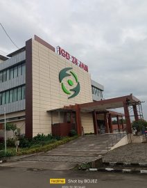 cb99244b-cbbf-49b6-9c7a-917aa13ca1d4